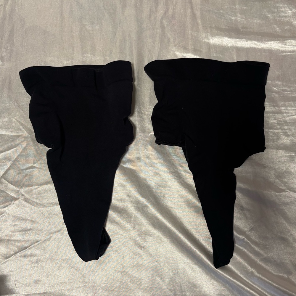 Bundle of Skims Seamless Sculpt High Waisted Thong XXS